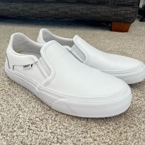 Vans white leather Women’s size 6.5